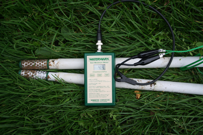 Foto van een Watermark bodemvochtspanning sensor met uitlezer